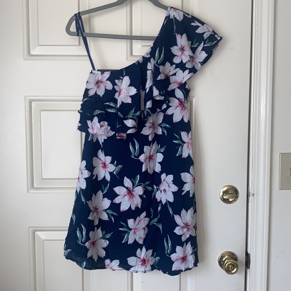 Lulu’s Floral Ruffle Shoulder Dress - Picture 7 of 9